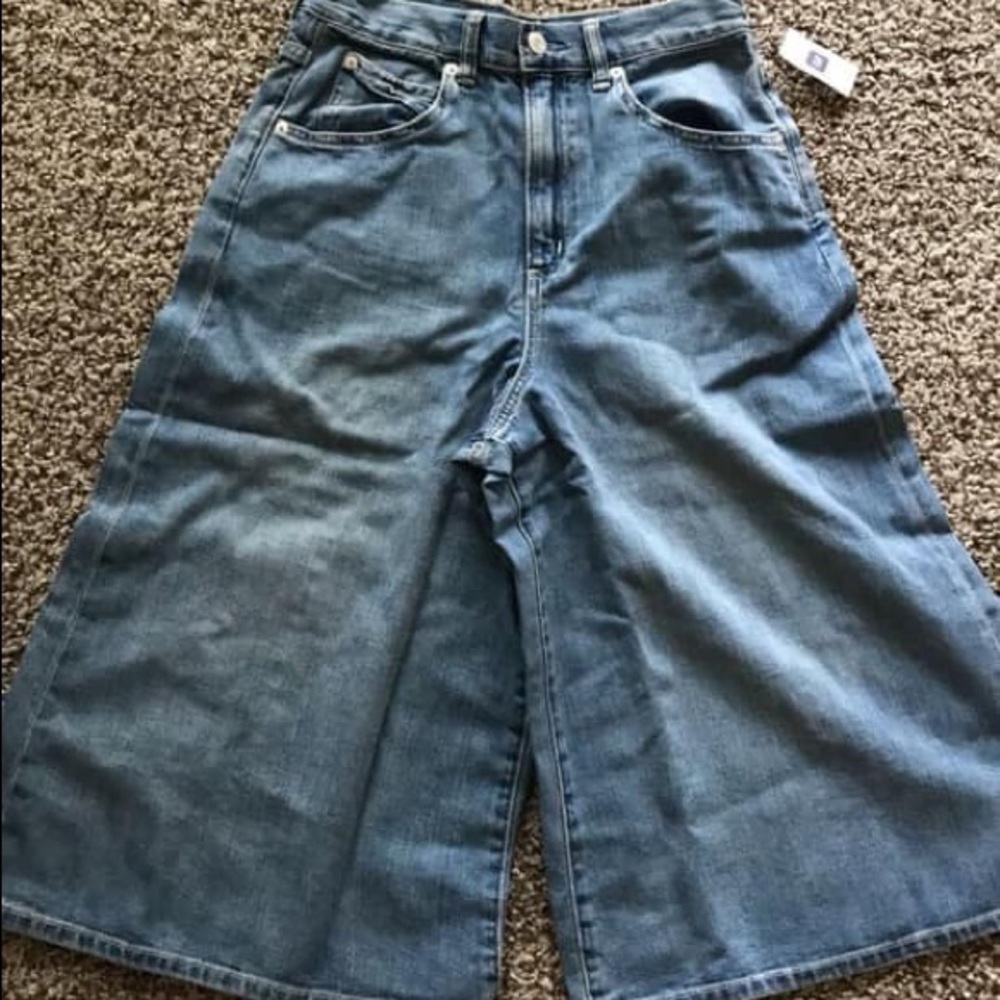 GAP Wide leg denim shorts